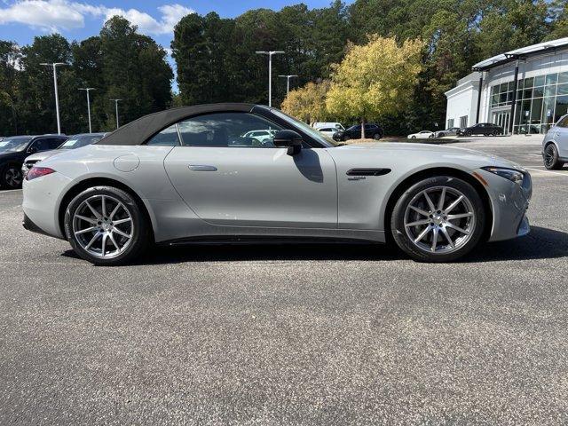 new 2025 Mercedes-Benz AMG SL 43 car, priced at $116,935