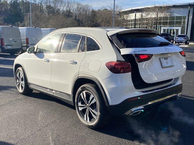 new 2025 Mercedes-Benz GLA 250 car, priced at $47,370