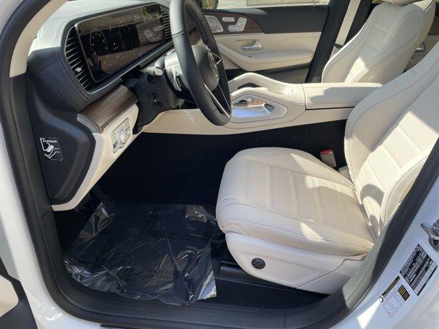 new 2025 Mercedes-Benz GLE 450 car, priced at $85,640
