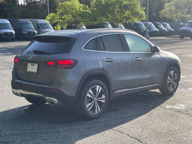 new 2025 Mercedes-Benz GLA 250 car, priced at $48,620
