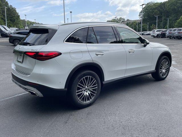 new 2025 Mercedes-Benz GLC 300 car, priced at $64,820