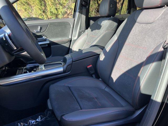 new 2025 Mercedes-Benz GLA 250 car, priced at $52,205