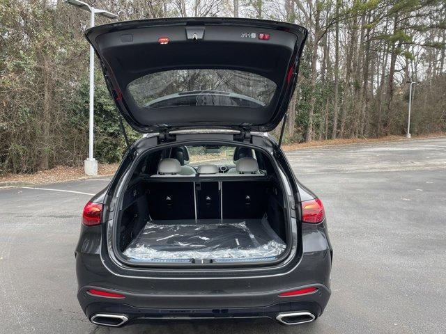 new 2025 Mercedes-Benz GLC 300 car, priced at $60,195