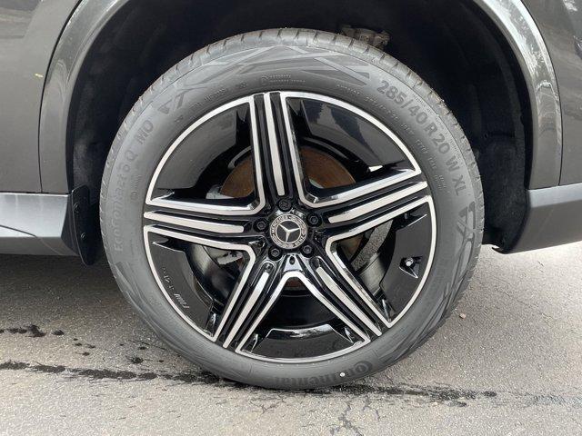 new 2025 Mercedes-Benz GLC 300 car, priced at $60,195
