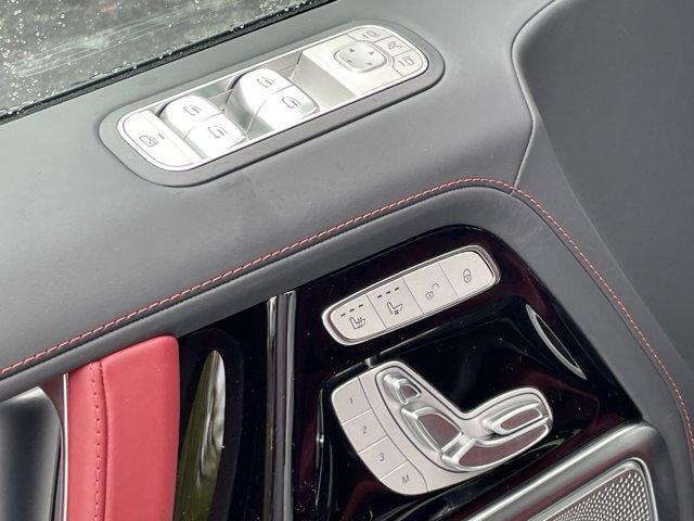 new 2025 Mercedes-Benz AMG G 63 car, priced at $244,095