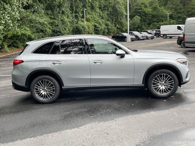 new 2025 Mercedes-Benz GLC 300 car, priced at $60,515