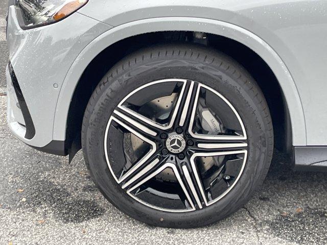 new 2026 Mercedes-Benz GLC 300 car, priced at $60,290