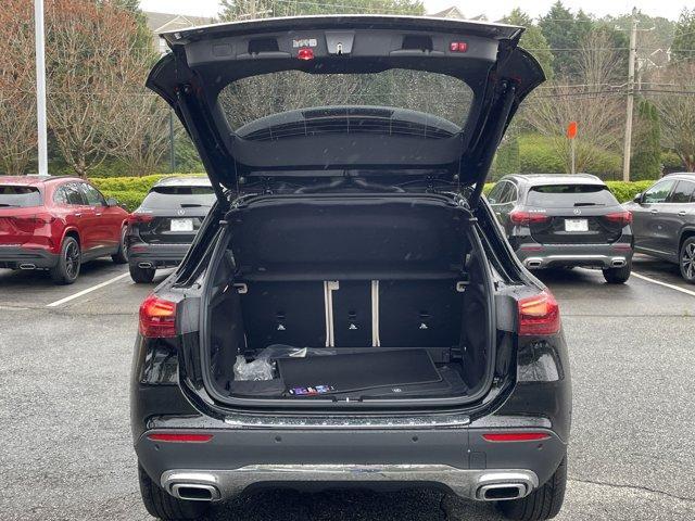 new 2025 Mercedes-Benz GLA 250 car, priced at $48,490