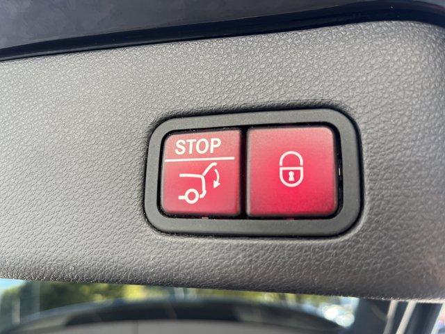 used 2017 Mercedes-Benz GLE 350 car, priced at $18,370