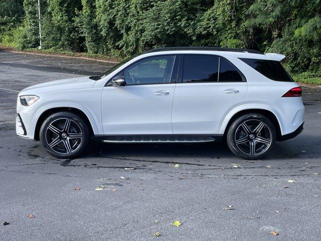 new 2025 Mercedes-Benz GLE 450 car, priced at $84,825