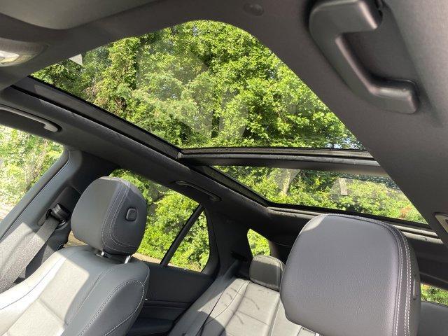 new 2025 Mercedes-Benz GLE 450 car, priced at $84,825