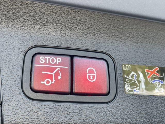 new 2026 Mercedes-Benz GLS 450 car, priced at $100,950