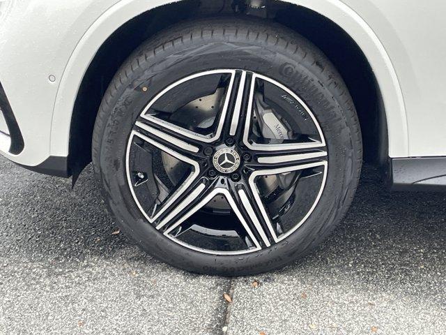 new 2026 Mercedes-Benz GLC 300 car, priced at $58,540