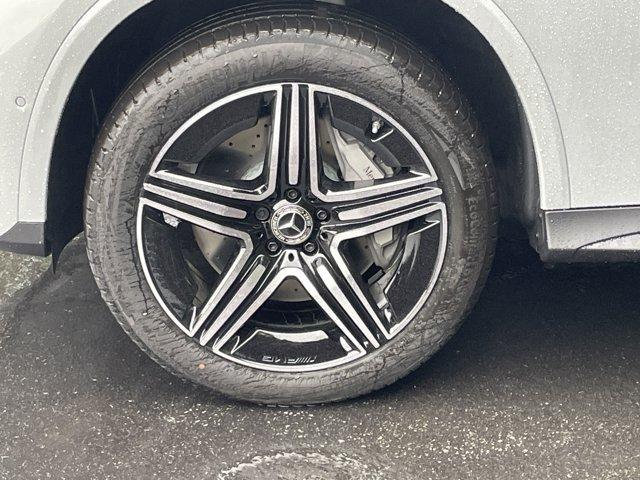 new 2025 Mercedes-Benz GLC 300 car, priced at $61,215