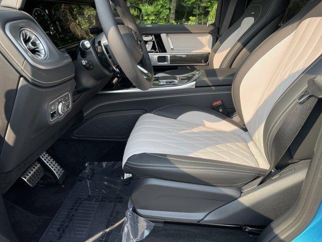 new 2025 Mercedes-Benz AMG G 63 car, priced at $269,795