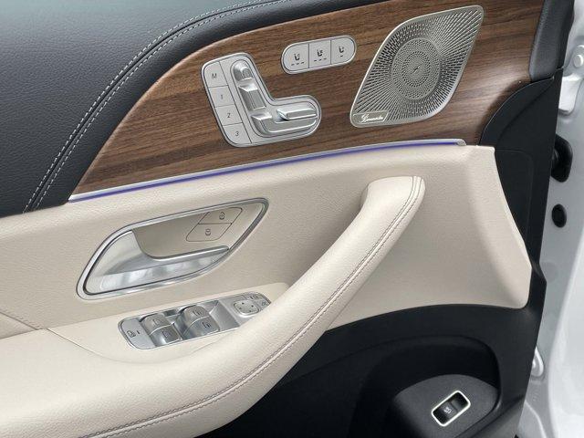 new 2025 Mercedes-Benz GLS 450 car, priced at $103,345