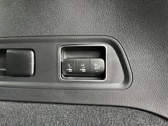 new 2025 Mercedes-Benz AMG GLS 63 car, priced at $171,995