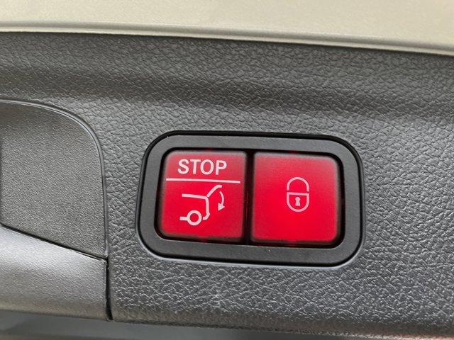 used 2024 Mercedes-Benz GLE 450 car, priced at $69,640