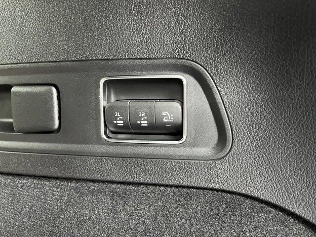 new 2025 Mercedes-Benz GLS 450 car, priced at $103,345