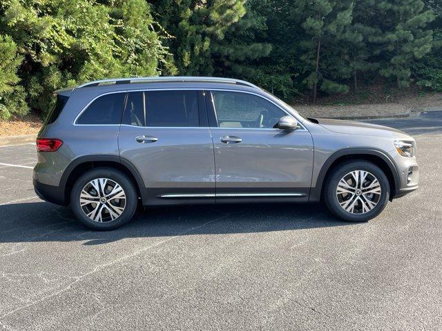 new 2025 Mercedes-Benz GLB 250 car, priced at $53,720