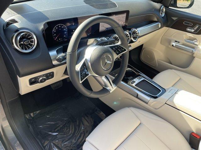 new 2025 Mercedes-Benz GLB 250 car, priced at $53,720