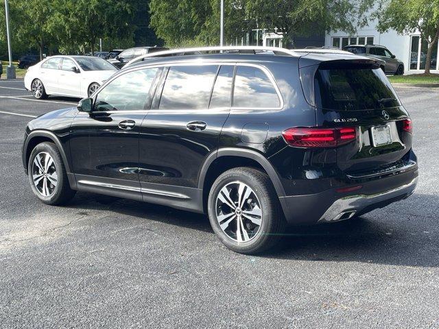 new 2025 Mercedes-Benz GLB 250 car, priced at $50,790