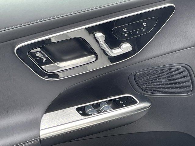 new 2025 Mercedes-Benz GLC 300 car, priced at $64,395