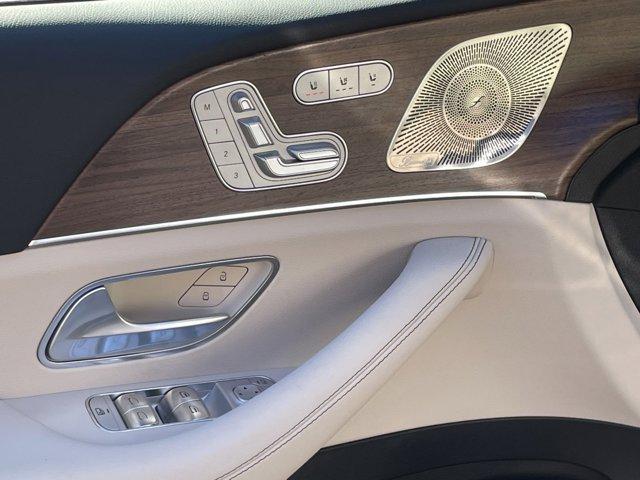 new 2025 Mercedes-Benz GLS 450 car, priced at $106,955