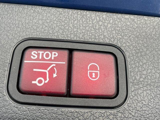 used 2024 Mercedes-Benz GLB 250 car, priced at $44,984