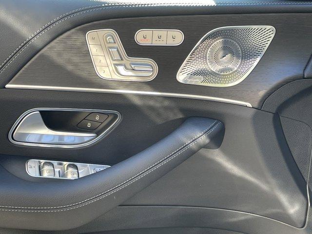 new 2025 Mercedes-Benz GLE 580 car, priced at $101,975