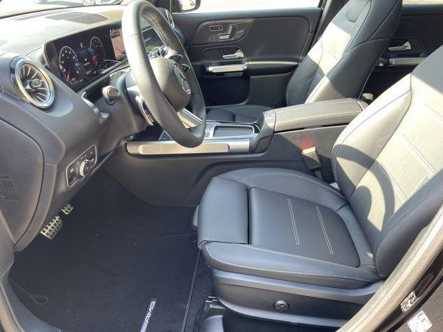 new 2025 Mercedes-Benz GLB 250 car, priced at $57,695