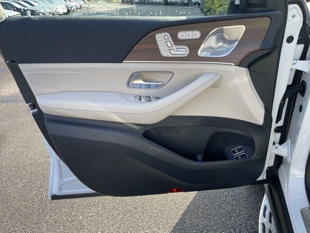 new 2025 Mercedes-Benz GLE 450e car, priced at $85,575