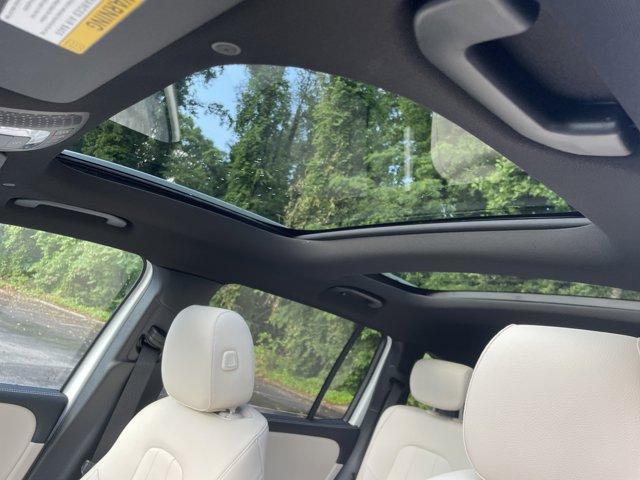 new 2025 Mercedes-Benz GLB 250 car, priced at $48,450