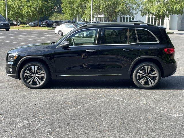 new 2025 Mercedes-Benz GLB 250 car, priced at $52,620