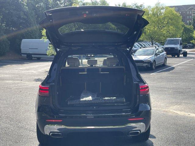 new 2025 Mercedes-Benz GLB 250 car, priced at $52,620