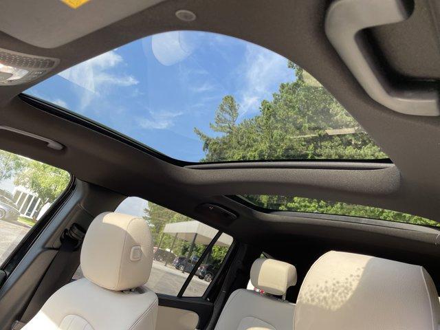 new 2025 Mercedes-Benz GLB 250 car, priced at $52,620