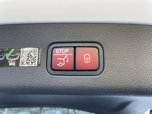 new 2026 Mercedes-Benz GLC 300 car, priced at $53,085