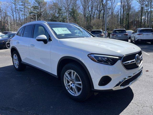 new 2025 Mercedes-Benz GLC 300 car, priced at $52,250