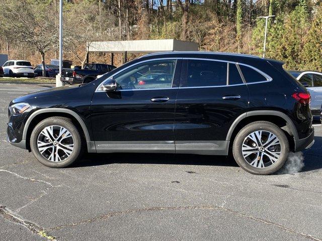 new 2025 Mercedes-Benz GLA 250 car, priced at $47,395