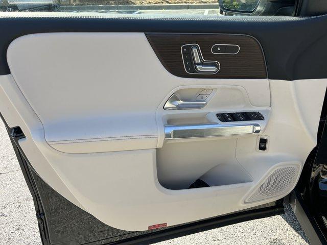 new 2025 Mercedes-Benz GLB 250 car, priced at $49,580