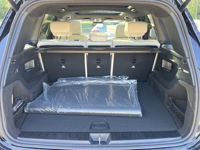 new 2025 Mercedes-Benz GLB 250 car, priced at $49,580