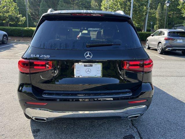new 2025 Mercedes-Benz GLB 250 car, priced at $49,580