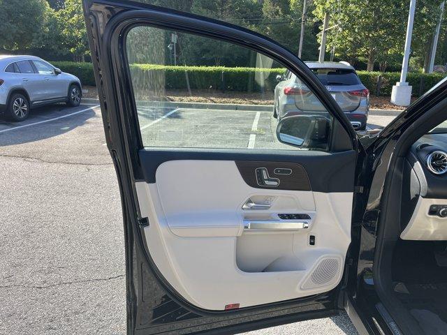 new 2025 Mercedes-Benz GLB 250 car, priced at $49,580