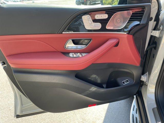 new 2026 Mercedes-Benz GLS 580 car, priced at $140,870