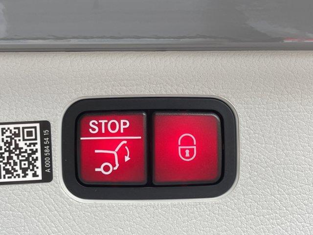new 2026 Mercedes-Benz EQS 400 car, priced at $99,135