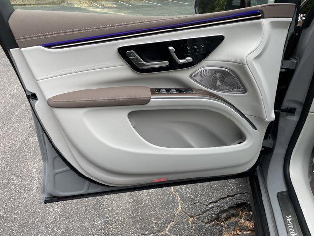 new 2026 Mercedes-Benz EQS 400 car, priced at $99,135