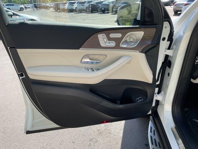 new 2025 Mercedes-Benz GLS 450 car, priced at $102,125