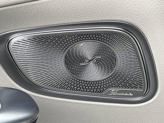 new 2025 Mercedes-Benz GLC 300 car, priced at $58,695
