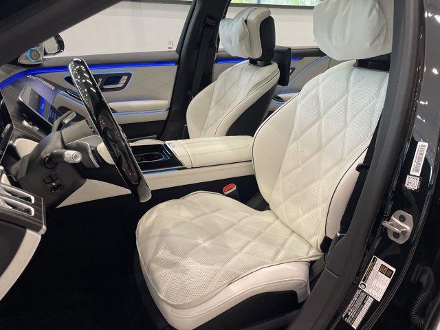 new 2025 Mercedes-Benz Maybach S 680 car, priced at $293,850