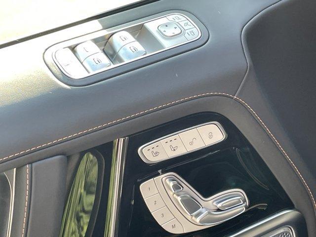 new 2025 Mercedes-Benz AMG G 63 car, priced at $250,995
